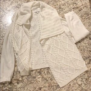 💟 Like-New CAbi Knitted Cardigan